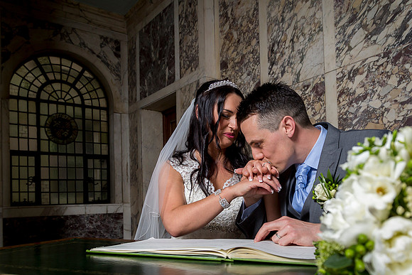 Wedding photgraphy Stockport Town Hall